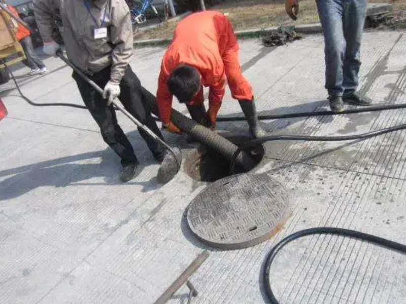 宁波庄市专业吸粪车清理化粪池疏通各种主管道污水管道